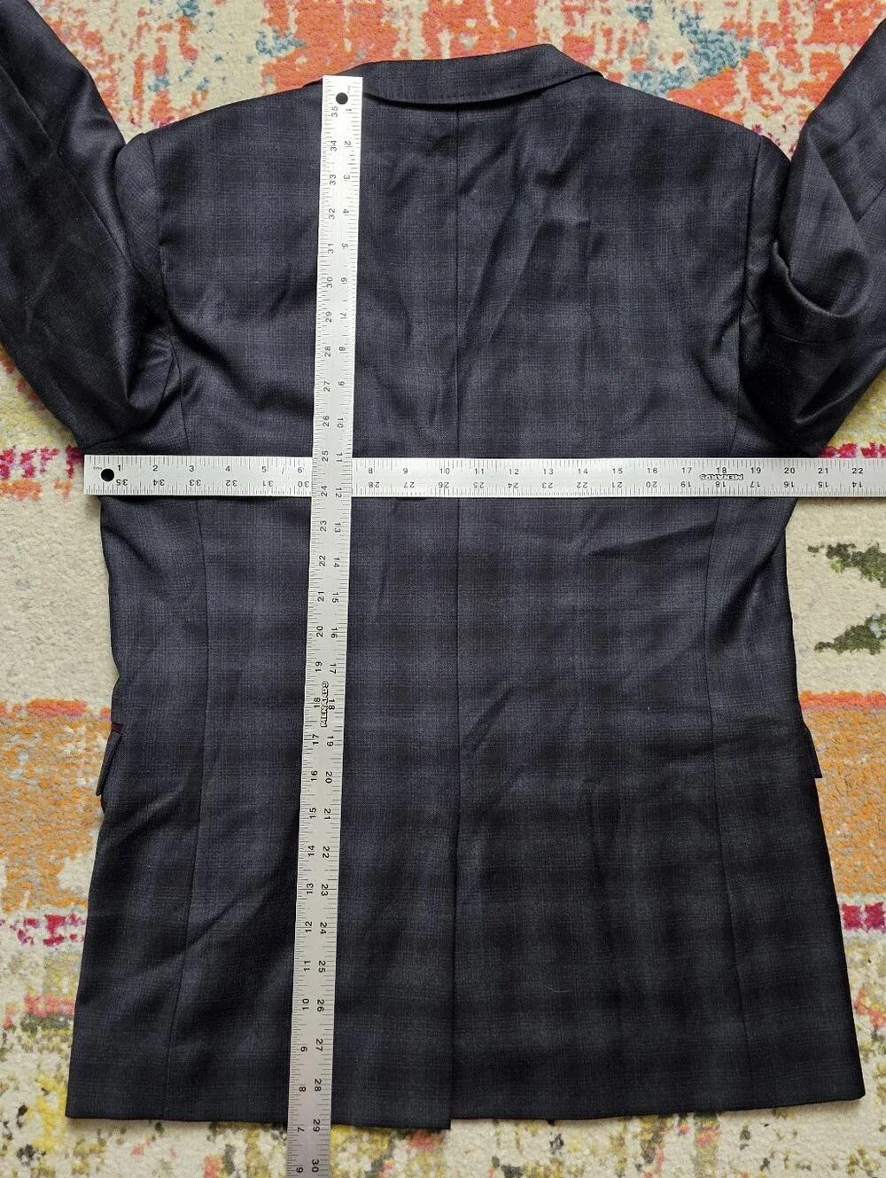Ted Baker Men's Blazer Sport Coat Size 4 Measures 40R Gray Plaid 100% Wool